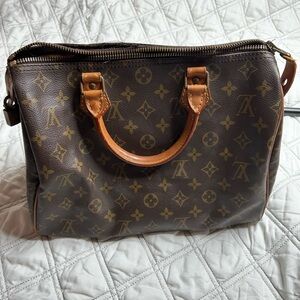Louis Vuitton Speedy 30